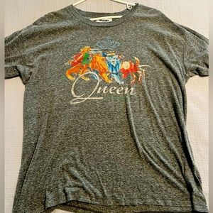 **3 for $20 or 5 for 25** Daydreamer Queen Tee